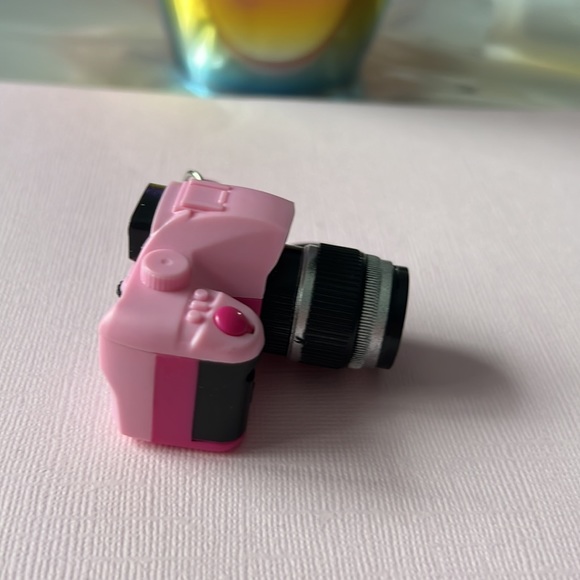 🆕 NEW Led Camera Flashing Camera Key Ring for Keys Pompom Bags - Picture 8 of 13